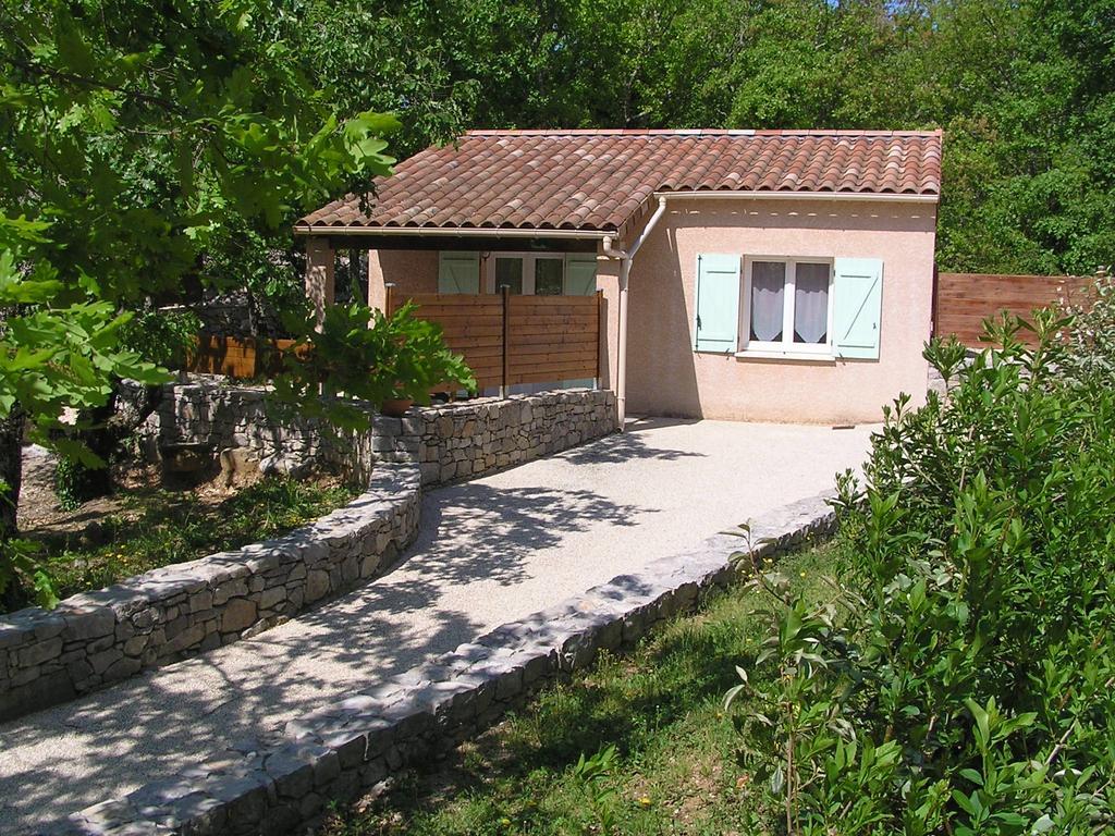 Gites Des Campanes Saint Alban Auriolles Exterior foto