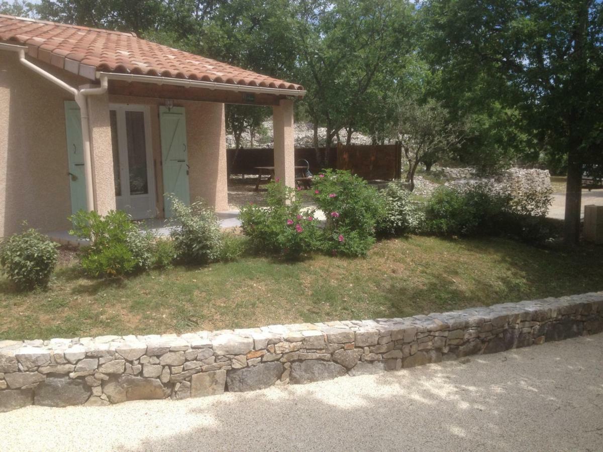 Gites Des Campanes Saint Alban Auriolles Exterior foto
